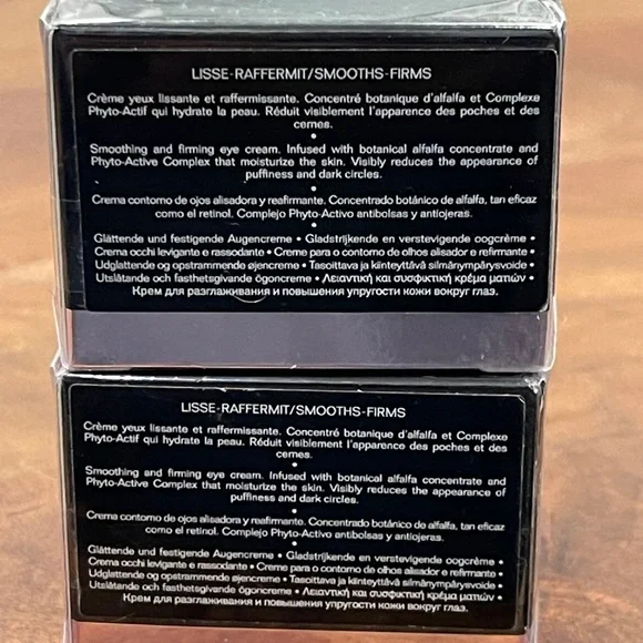 Chanel - Picture 3 of 5